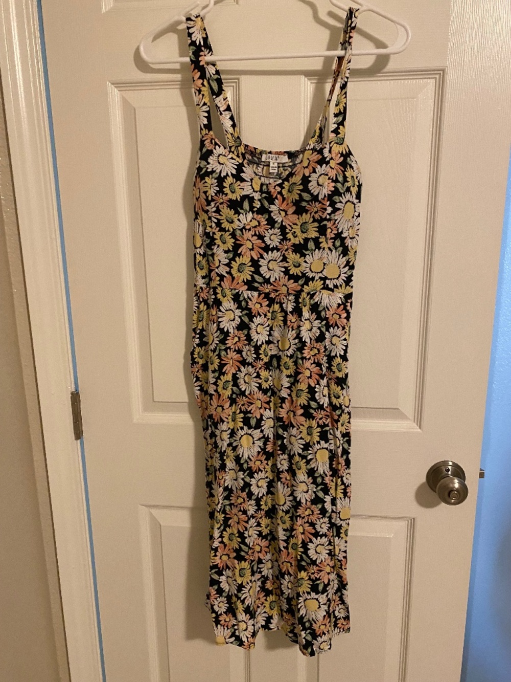AUW floral sleeveless midi dress size M